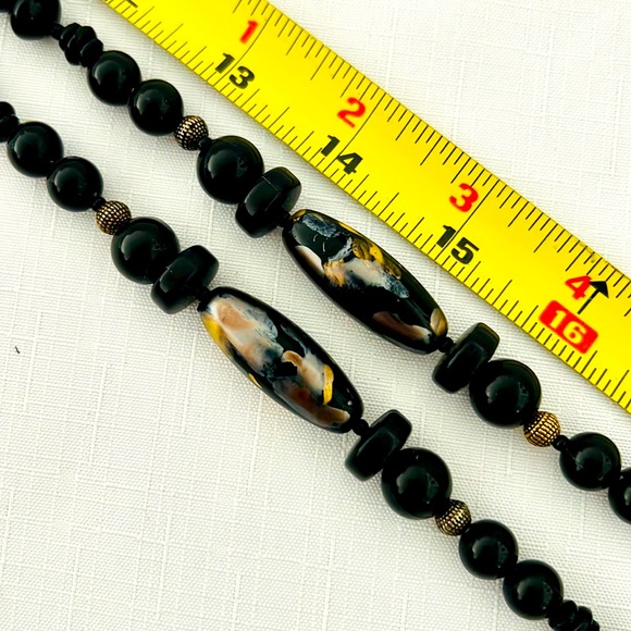 Necklace~Wooden Painted / Host Pick - Picture 5 of 10